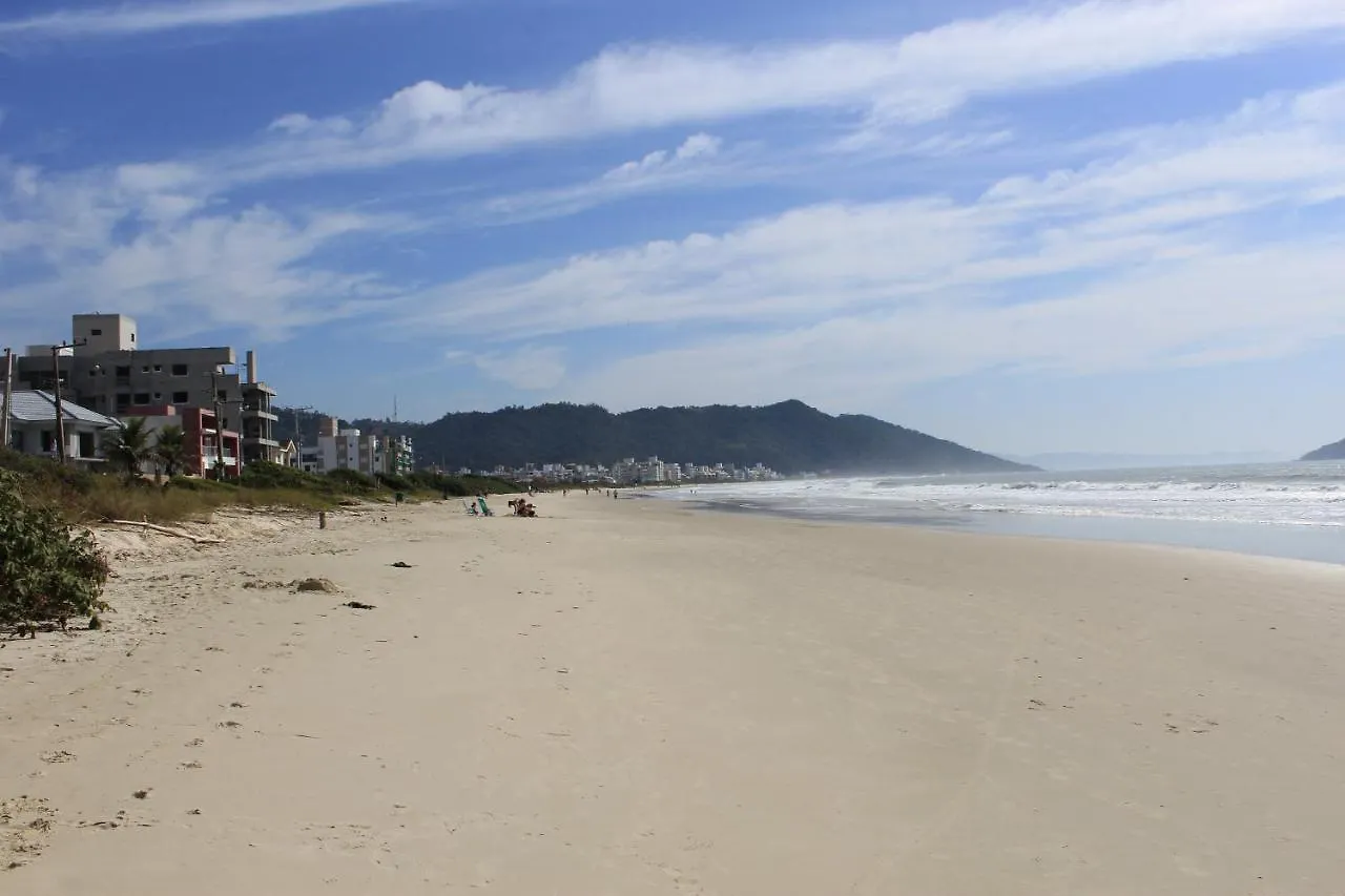 Apartamento Encantador, À 400 Metros Da Praia De Palmas, Governador Celso Ramos 0*,