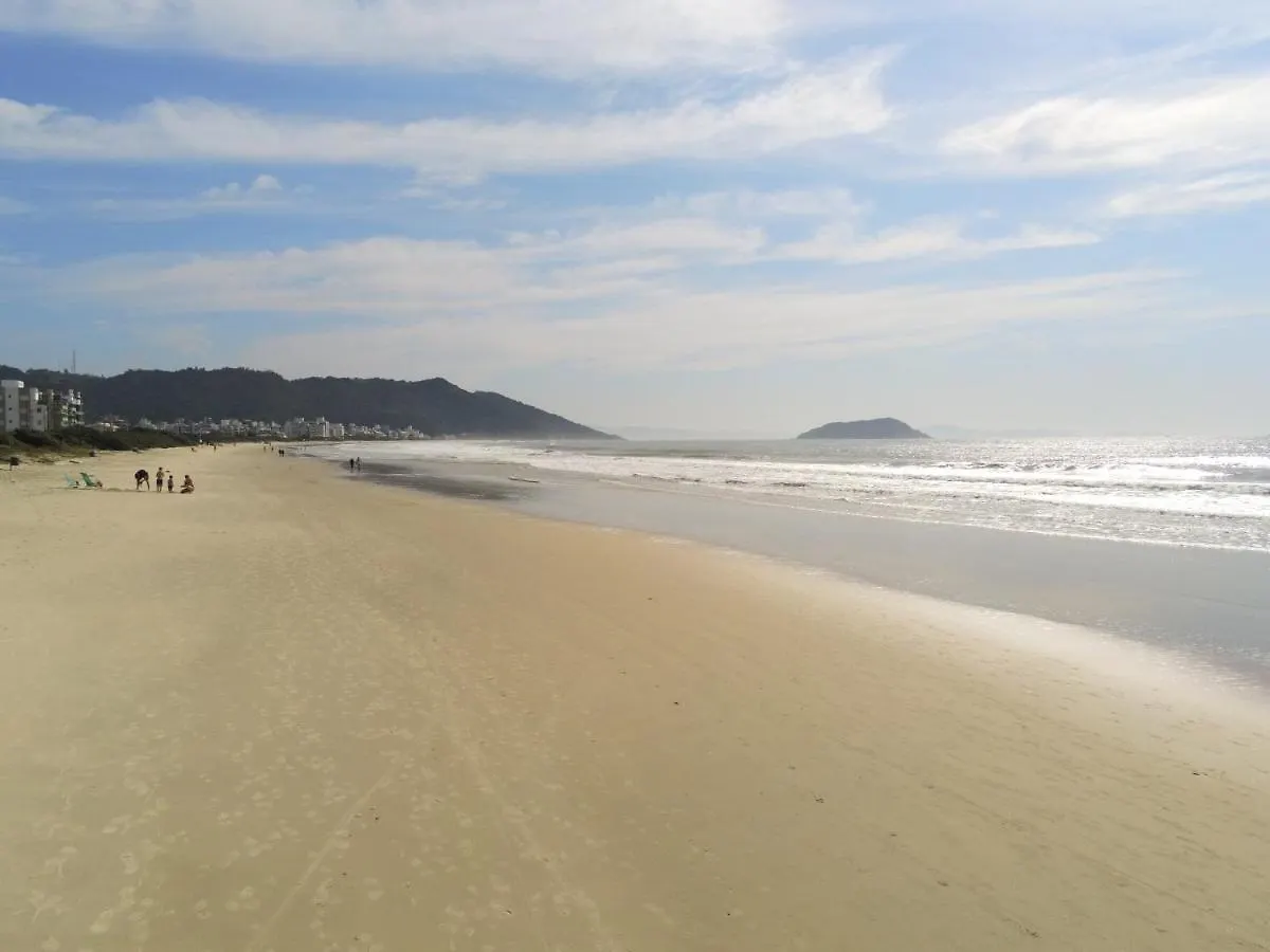Apartamento Encantador, À 400 Metros Da Praia De Palmas, Governador Celso Ramos