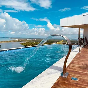 https://paiva-home-stay-infinity-pool.hotels-in-recife.com
